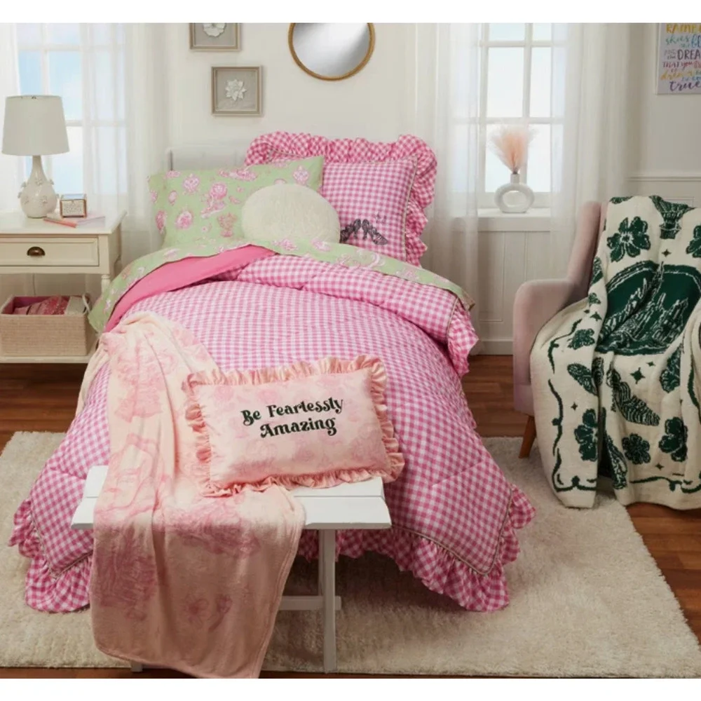 Wicked: For Good x Katie Kime Twin Comforter 88
